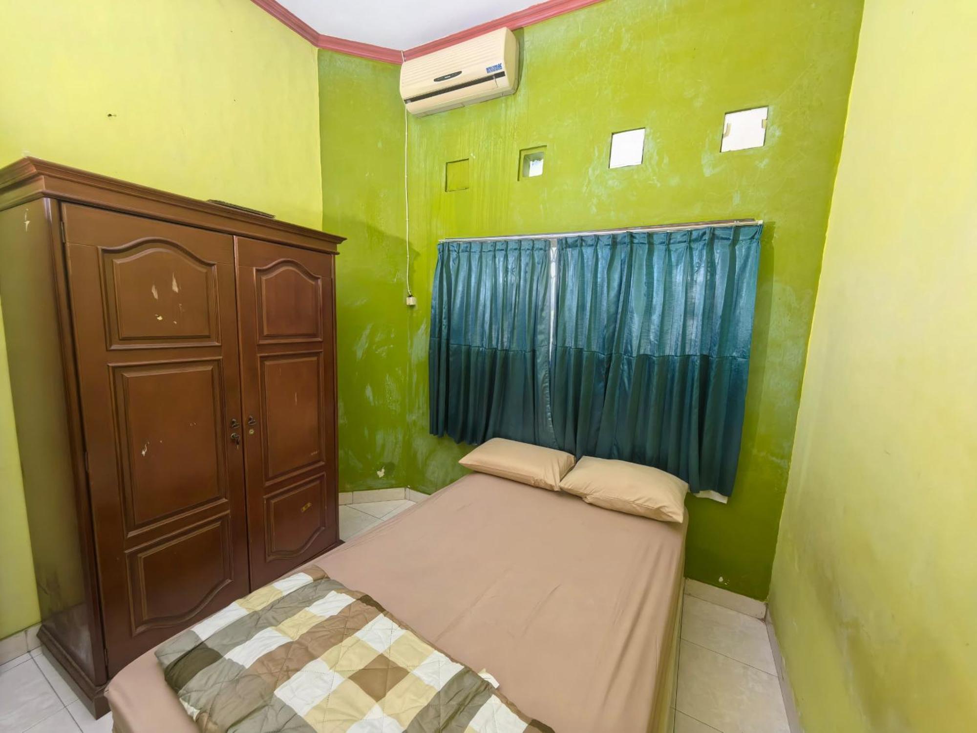 Mutiara Babarsari Homestay Jogja Джок'якарта Екстер'єр фото